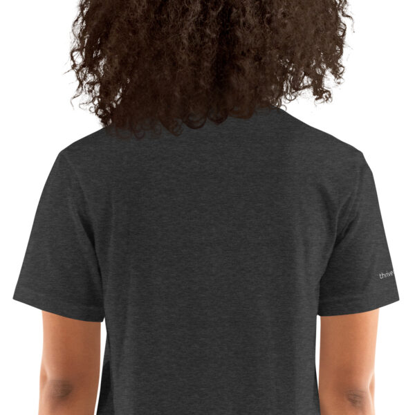 Choose to Thrive: Unisex short sleeve t-shirt - Image 4