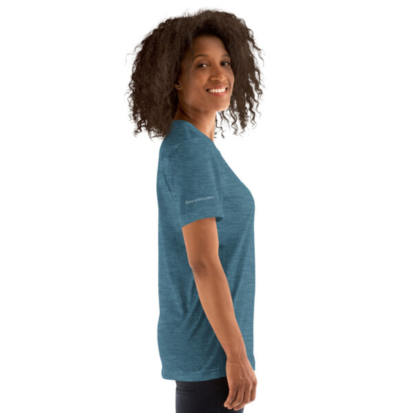 Choose to Thrive: Unisex short sleeve t-shirt - Image 13
